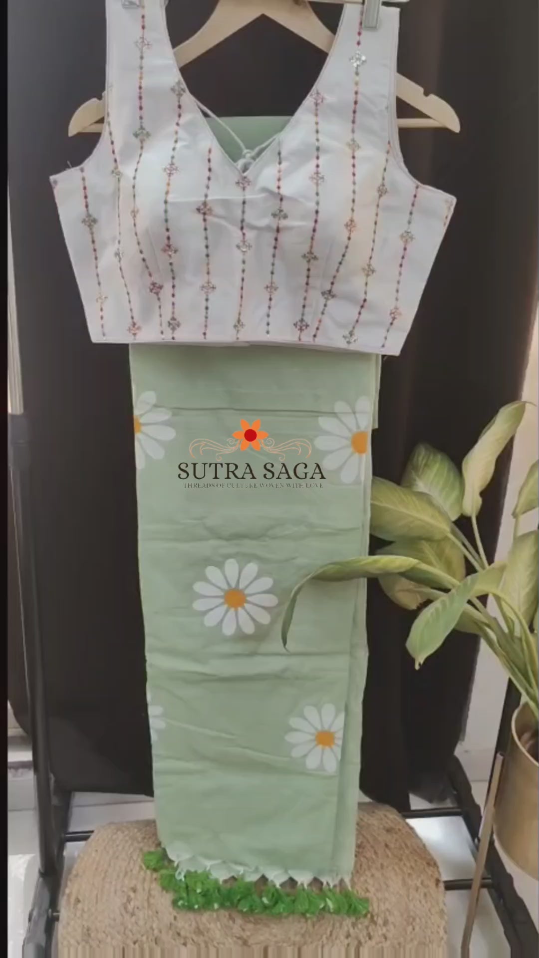 Load video: Combo - Saree with Blouse