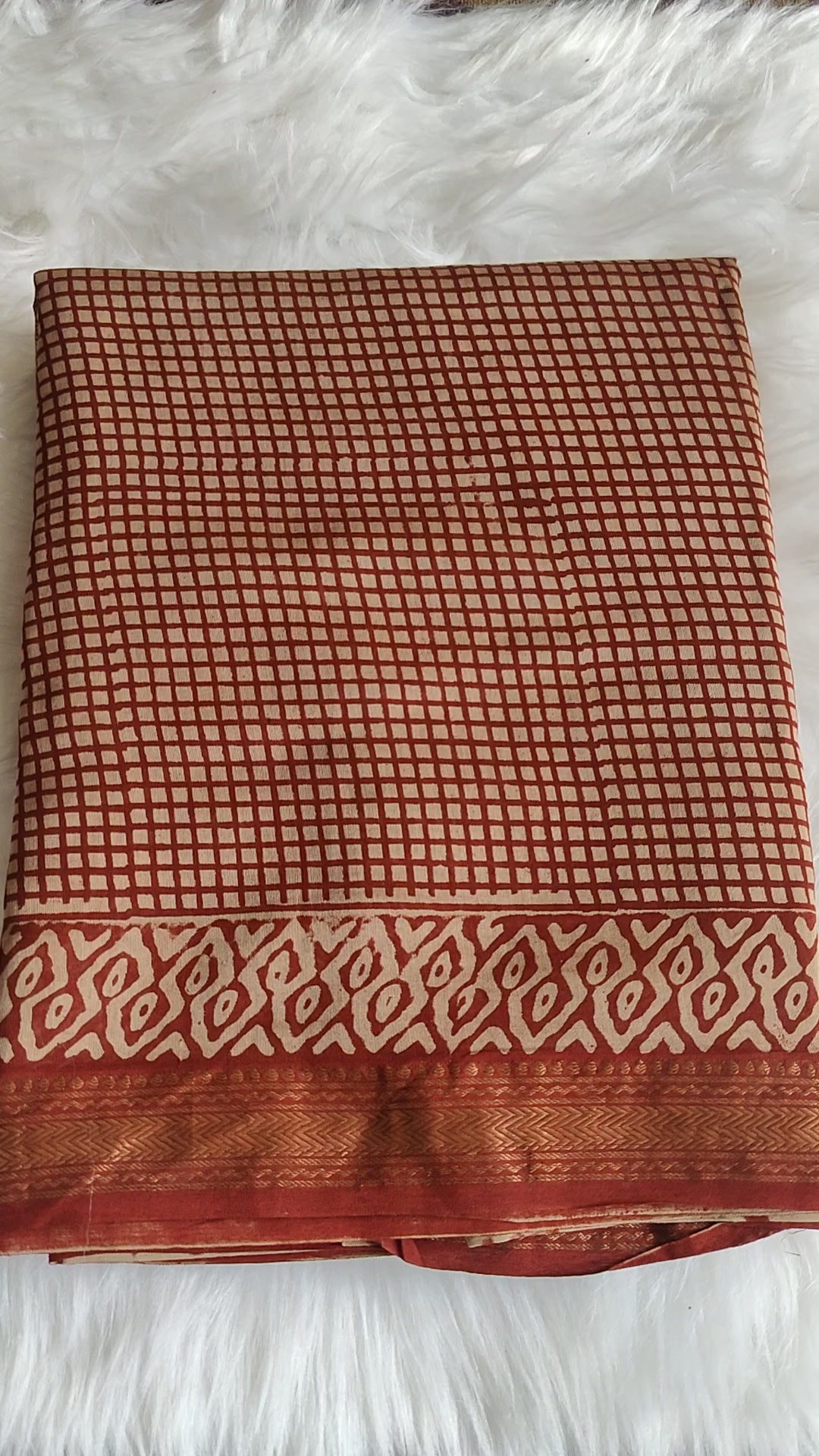 Load video: Maheshwari Handloom Sarees