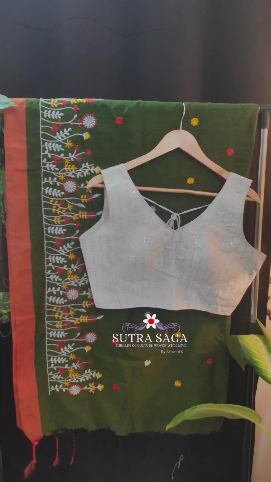 Load video: Combos - Saree and Blouse