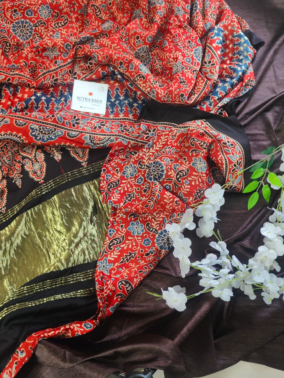 Modal silk with Lagdi Palla