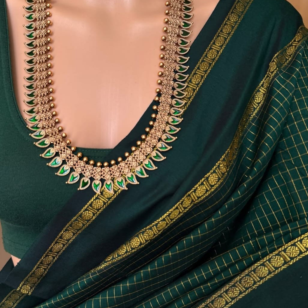 Gadwal Cotton Silk Saree - Bottle Green Colour