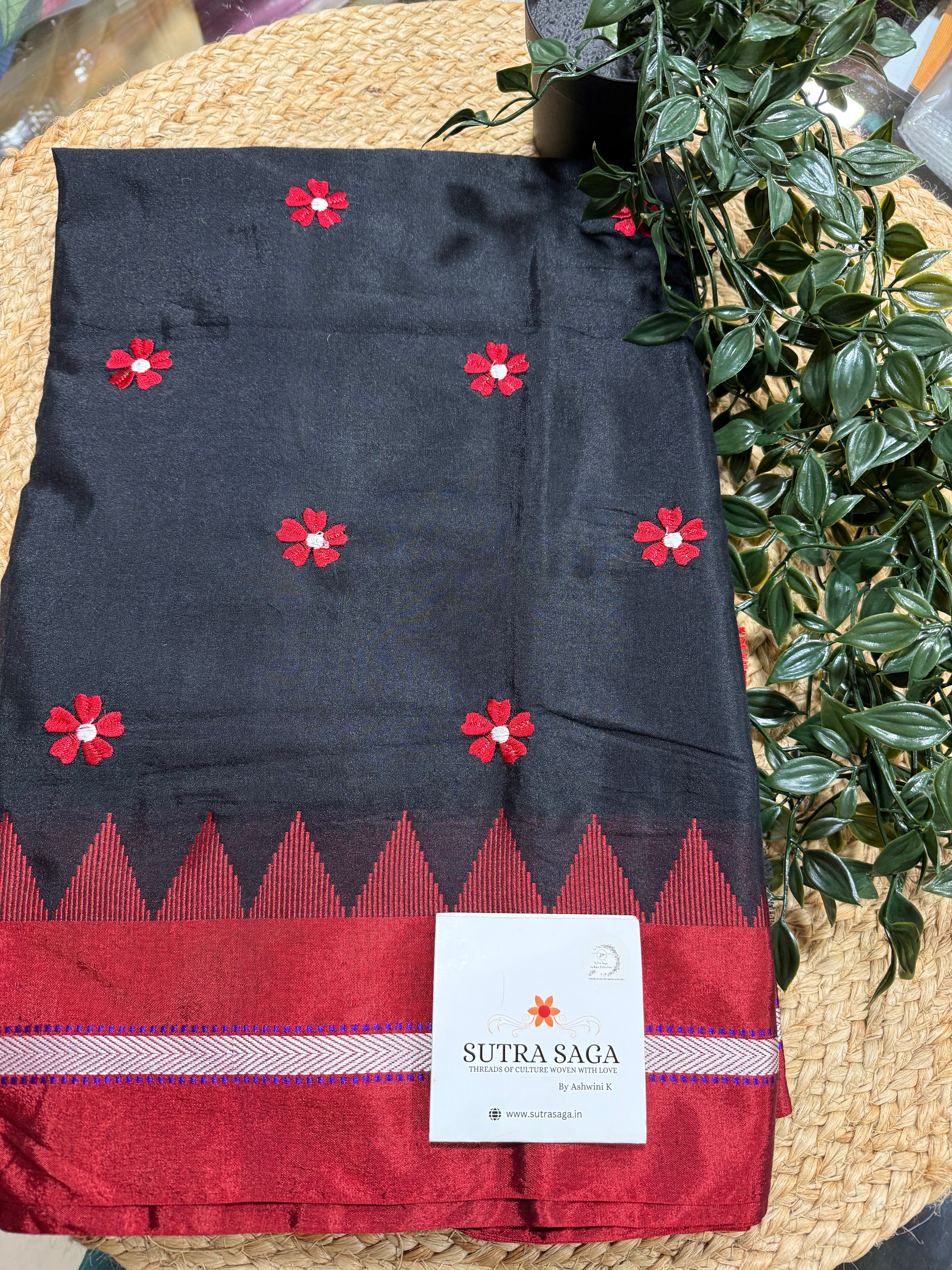 Narayanpeth Sadafuli Saree