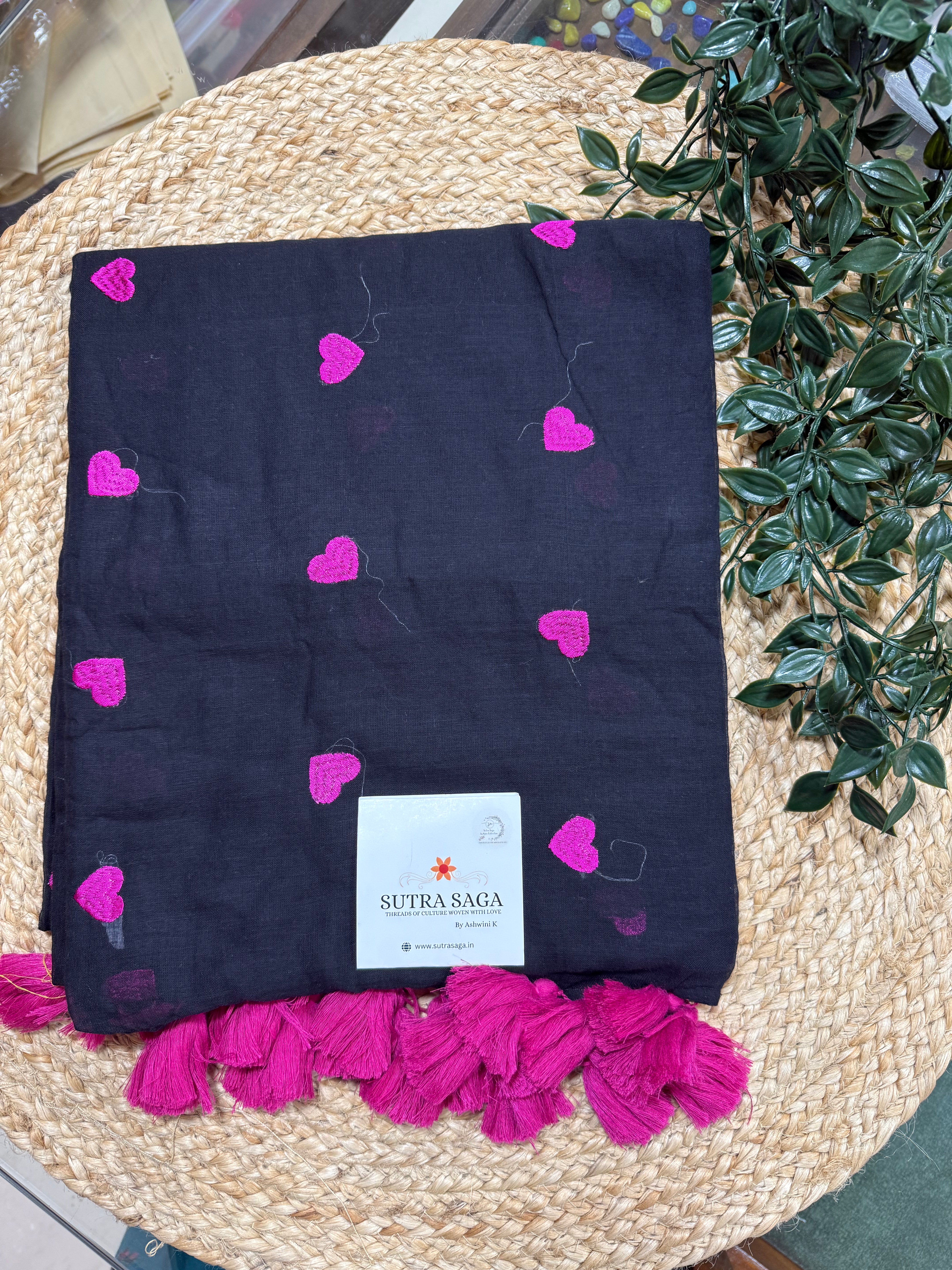Mul Cotton Heart Embroidery Saree