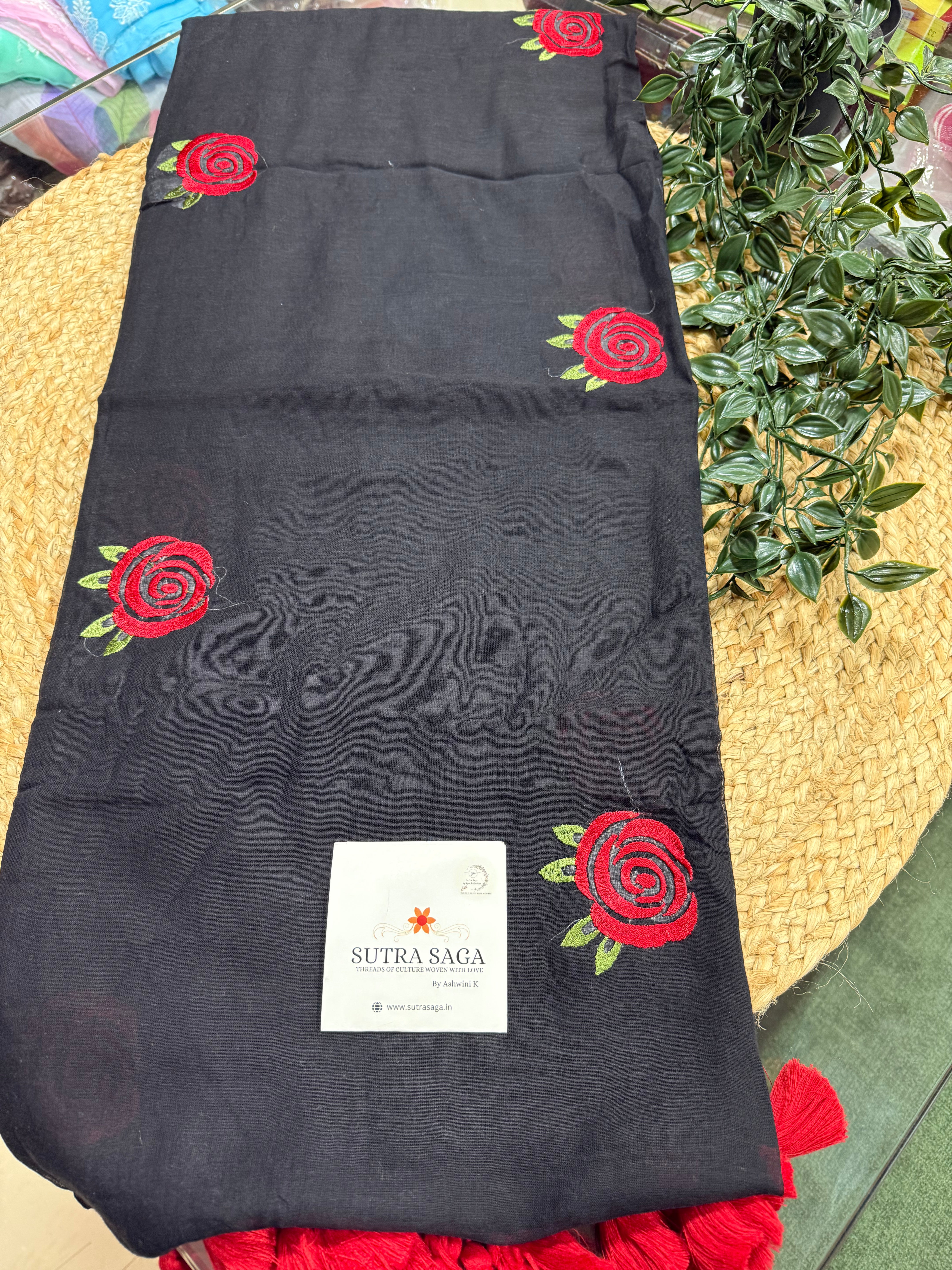 Mul Cotton Rose Embroidery Saree