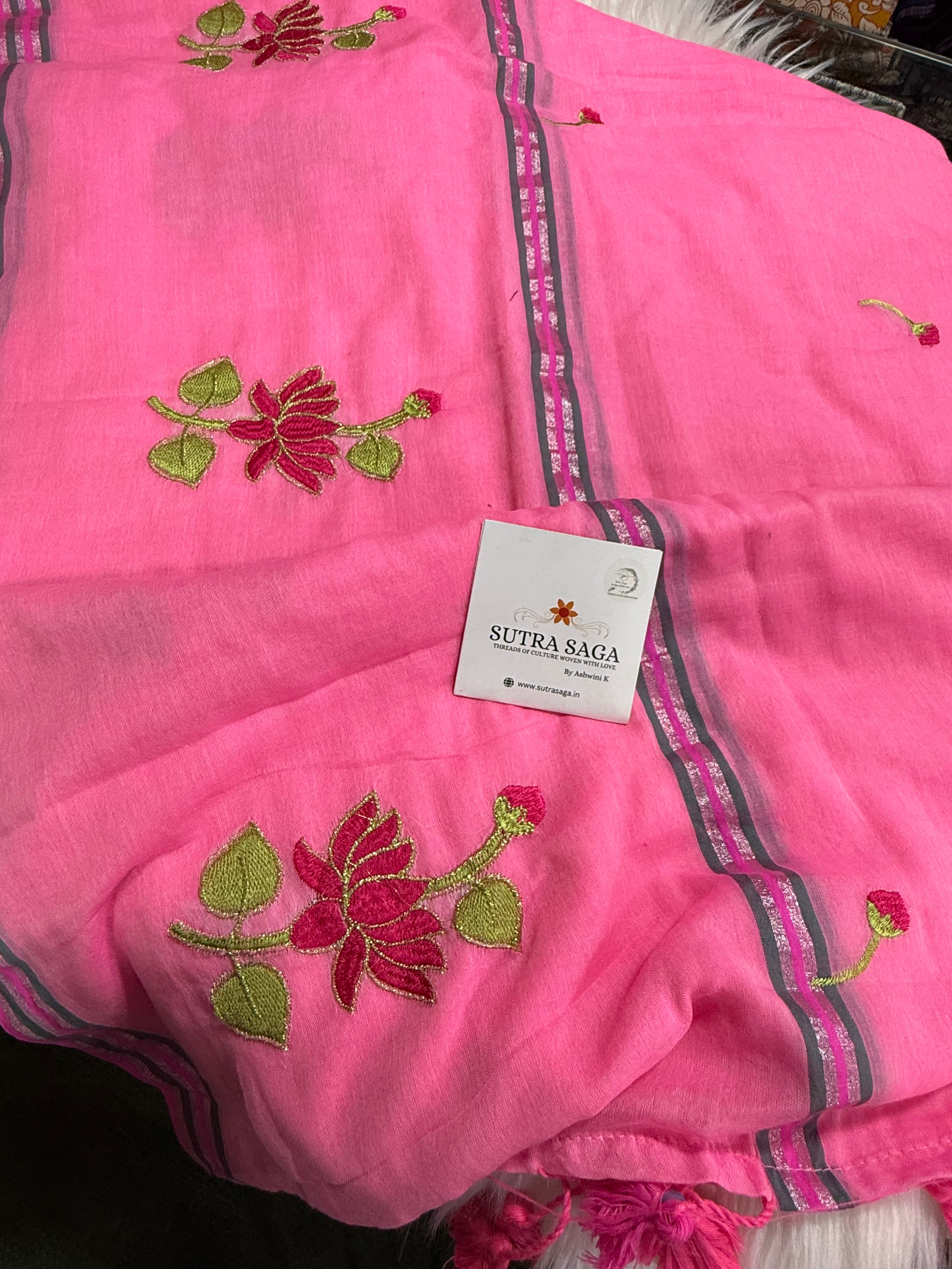 Lotus Zari - Mul Cotton Saree