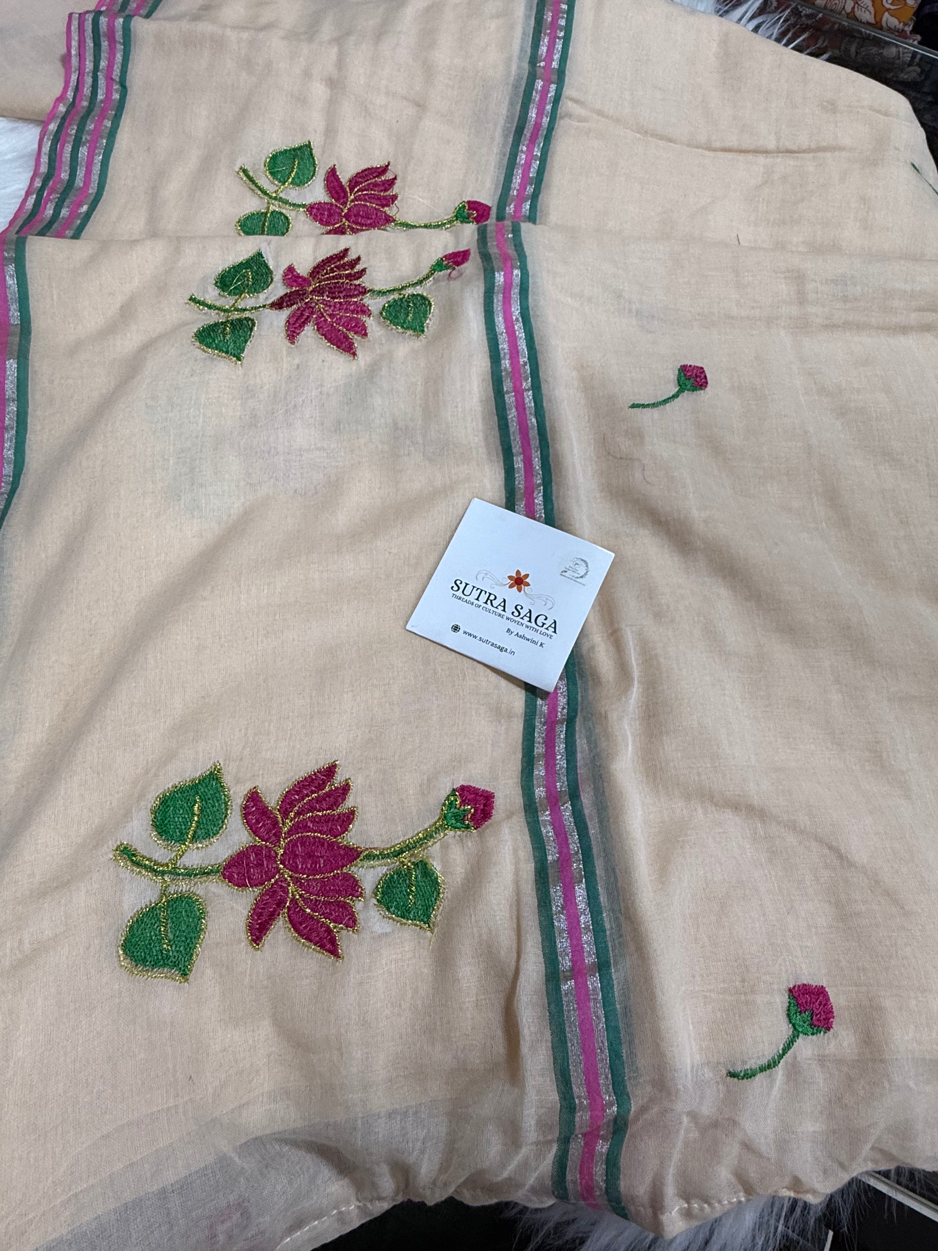 Lotus Zari - Mul Cotton Saree