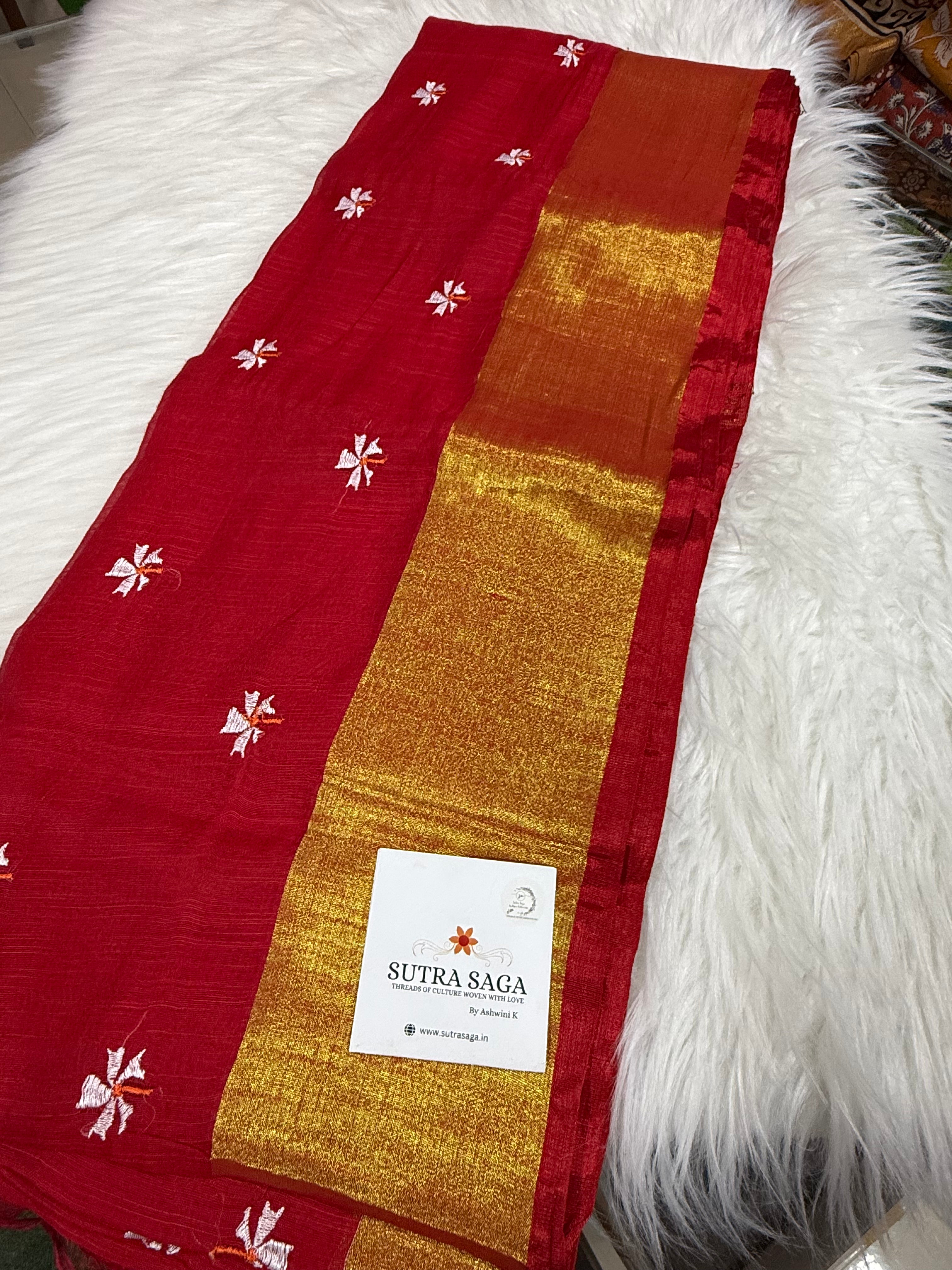 Zari Kath Prajakta Saree
