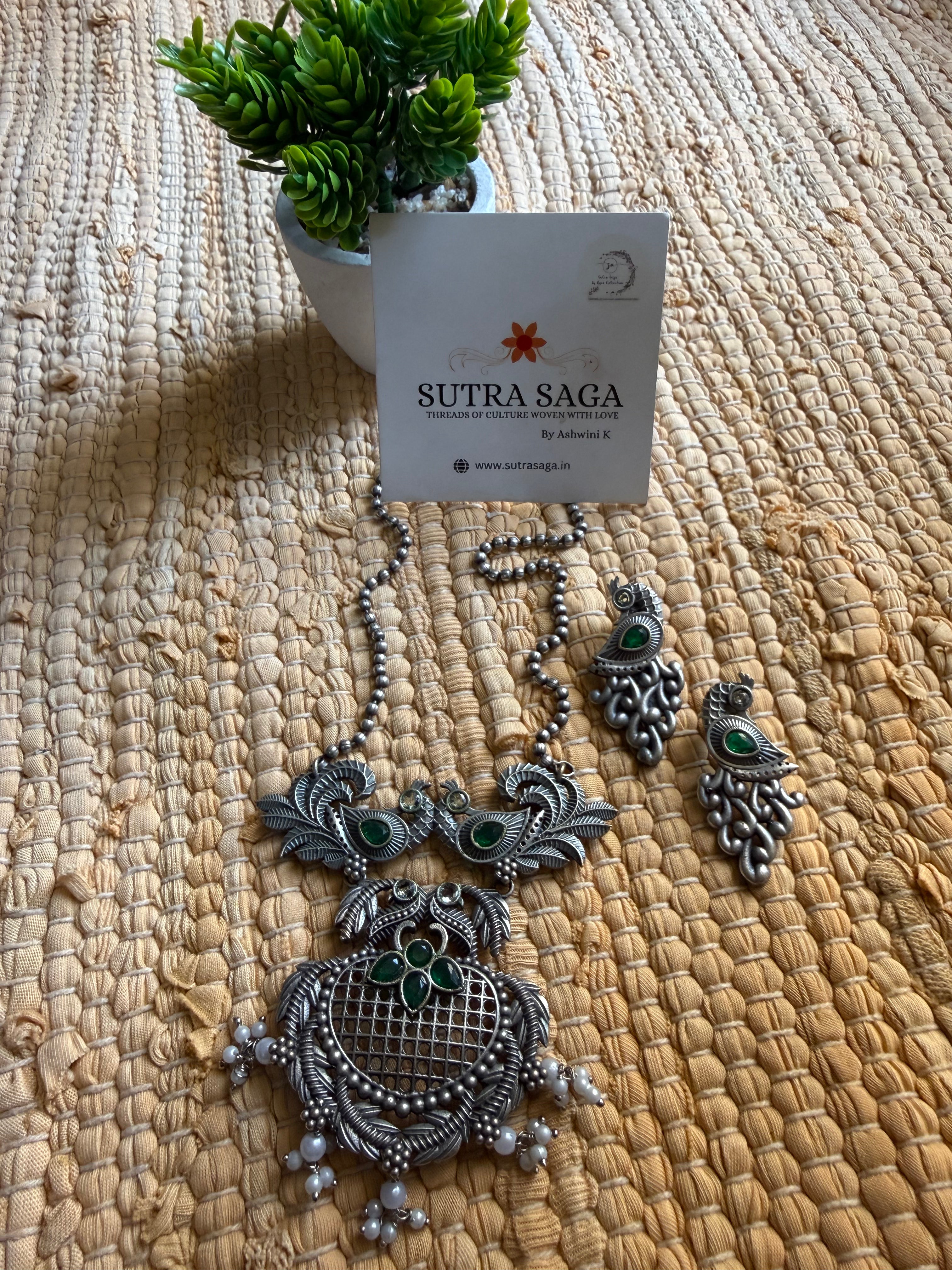 Long necklace with Earings
