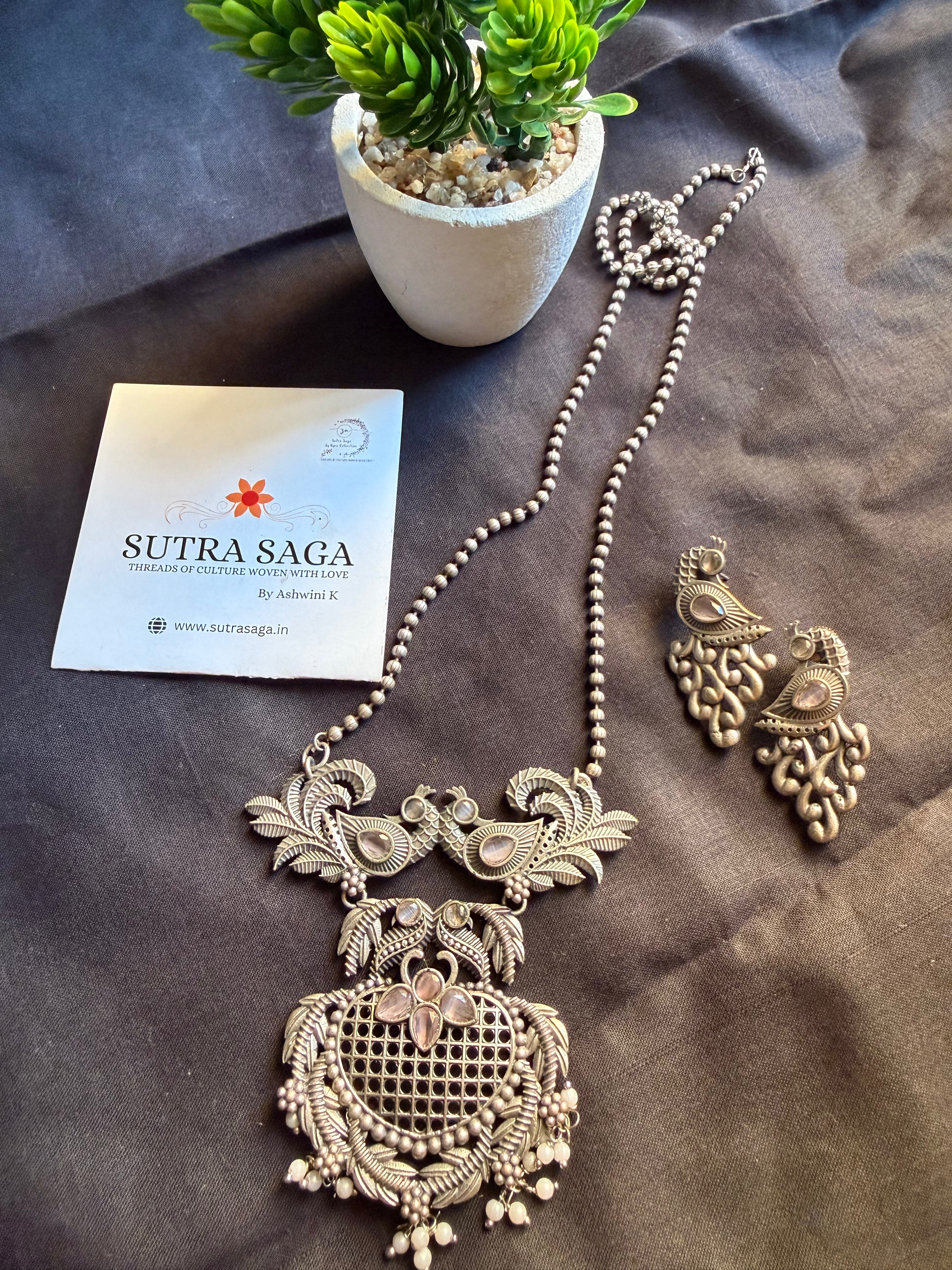 Long necklace with Earings