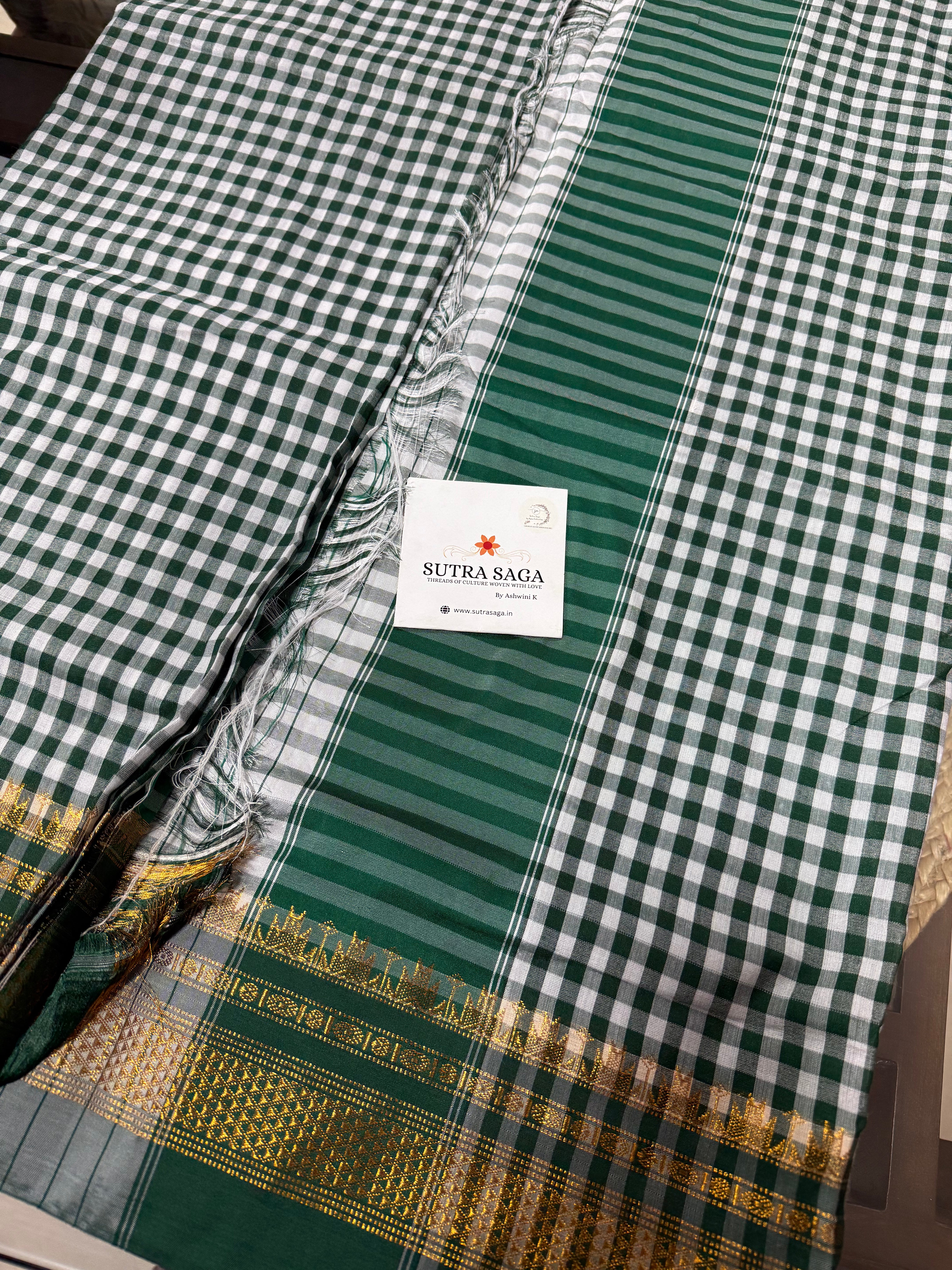Checks Irkal with line Palla